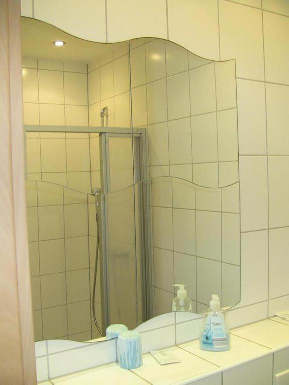 Hansa-Hotel Нойс Экстерьер фото