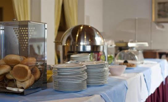 Hansa-Hotel Нойс Экстерьер фото