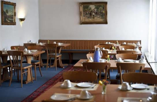 Hansa-Hotel Нойс Экстерьер фото